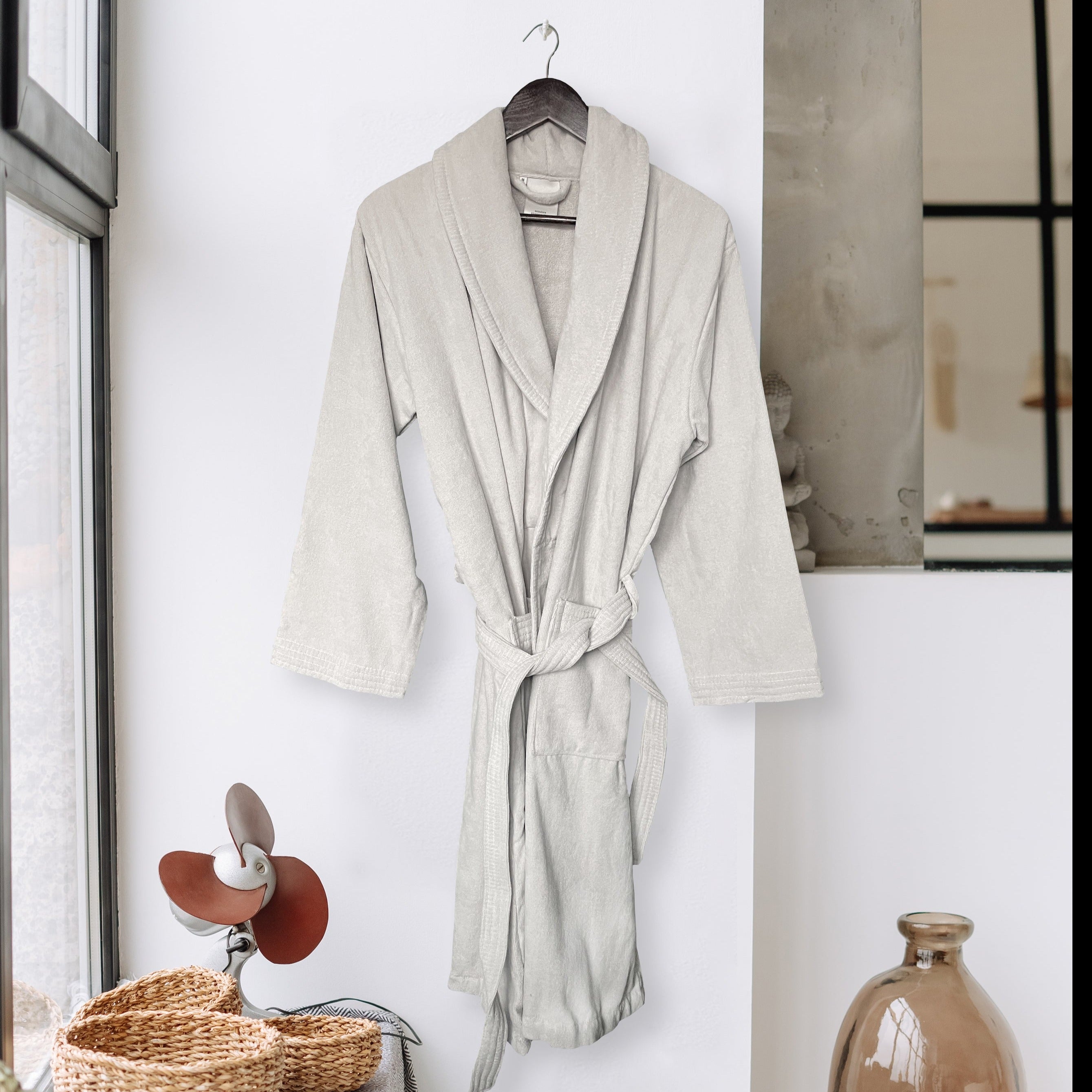 Guide to Bathrobe Materials: Choosing The Best Fabric for Robes