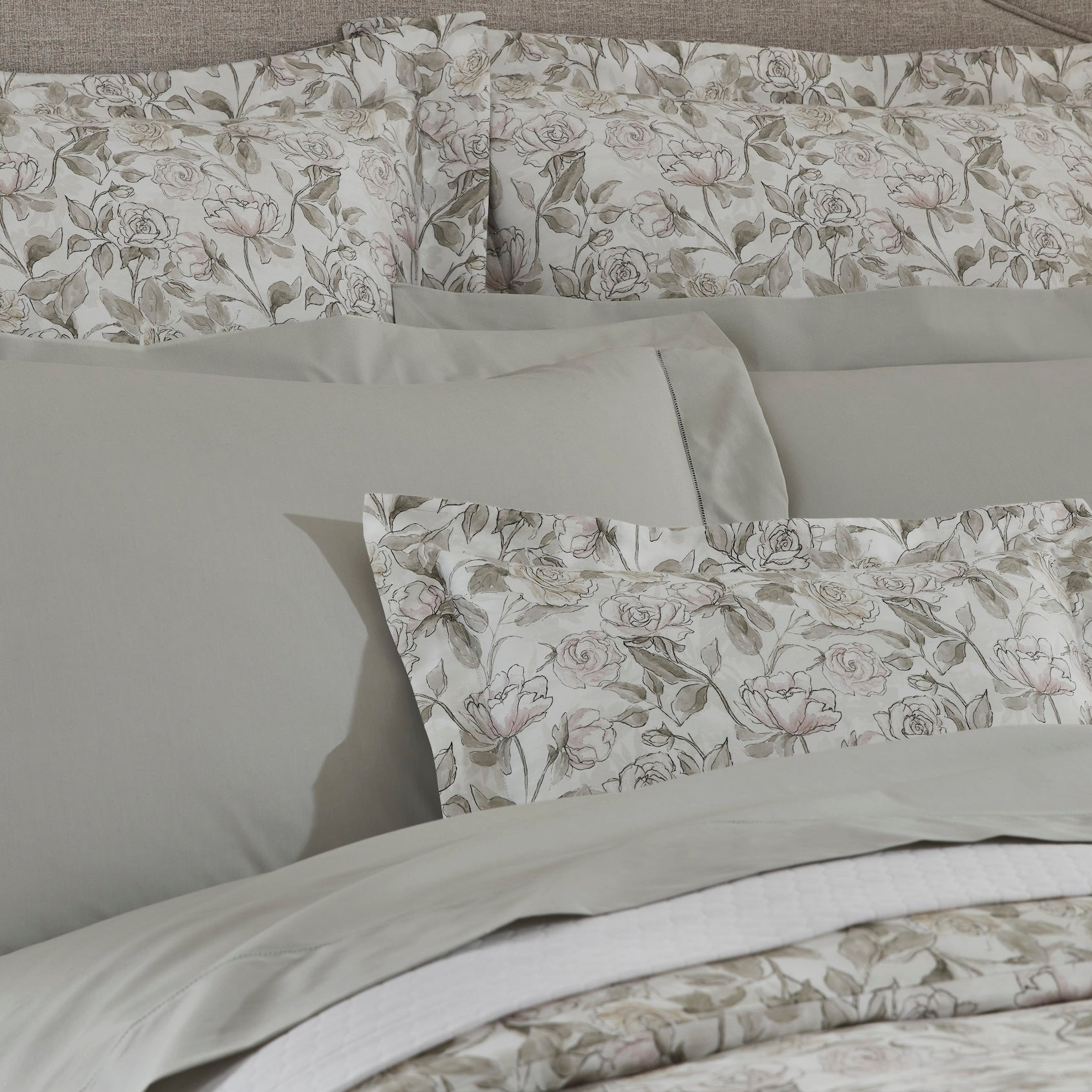 Victoria Bed Linens