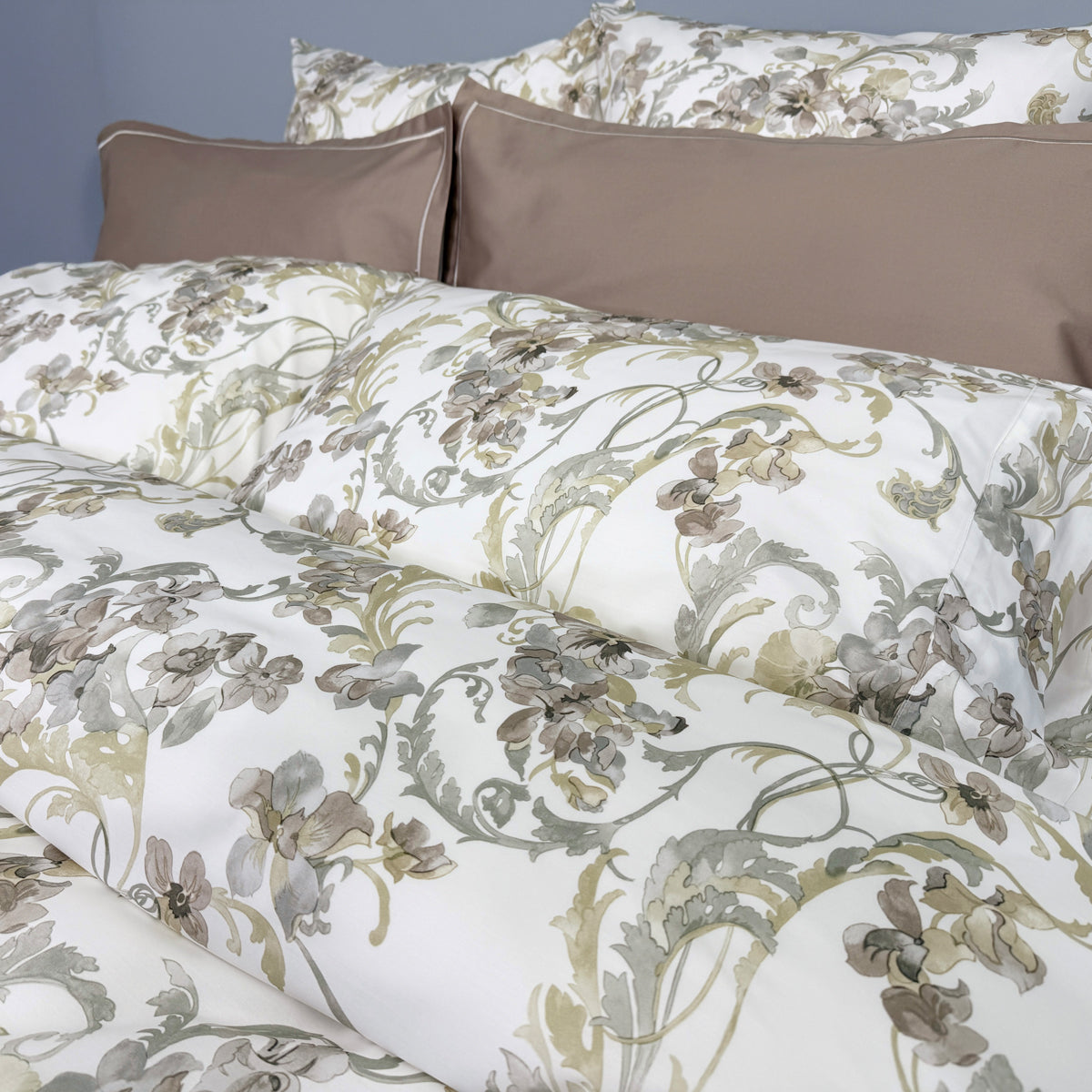 Baroque Bed Linens - 0