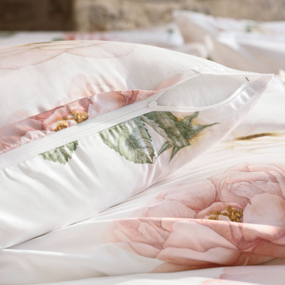 Rose Bed Linens