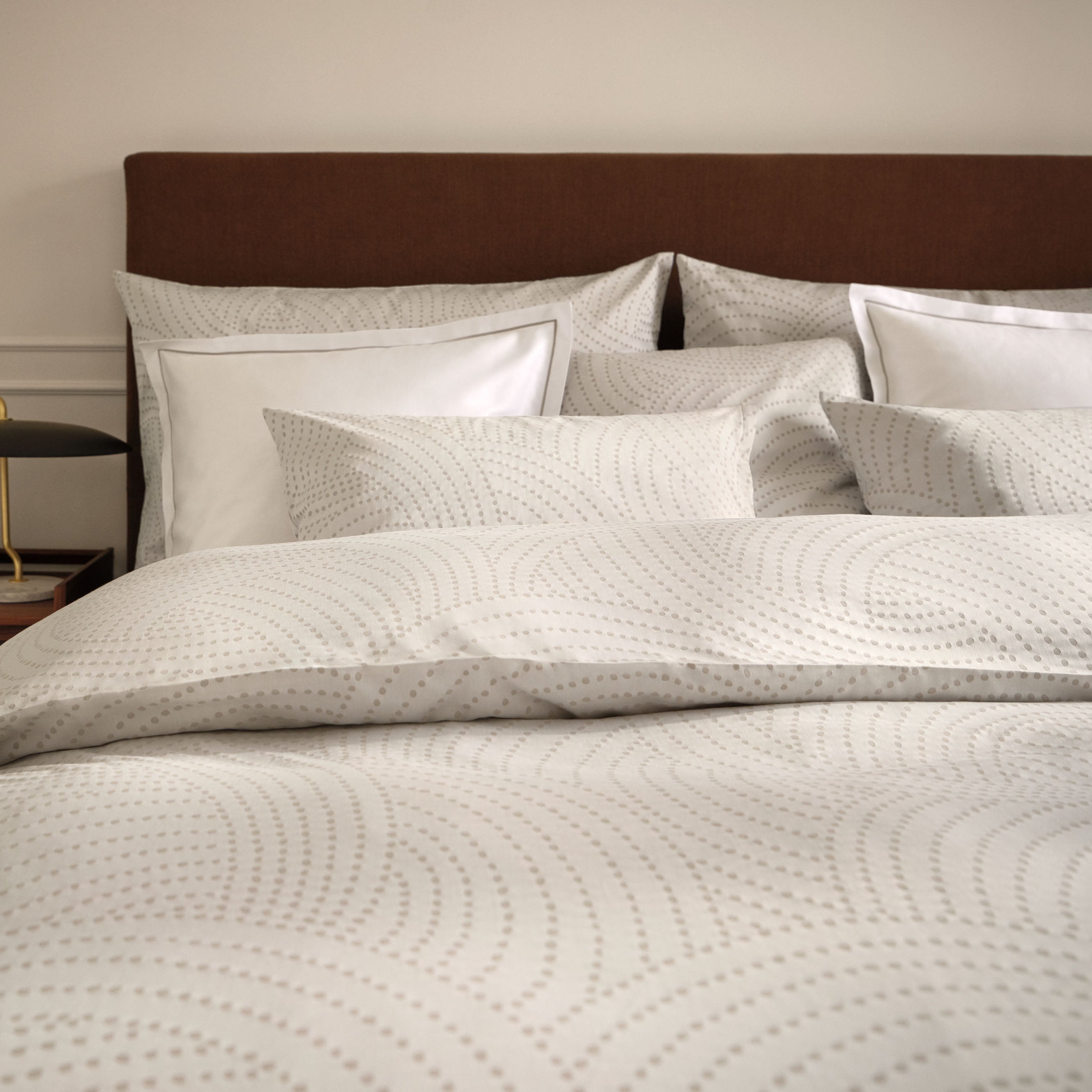 Yael (Beige) Bed Linens