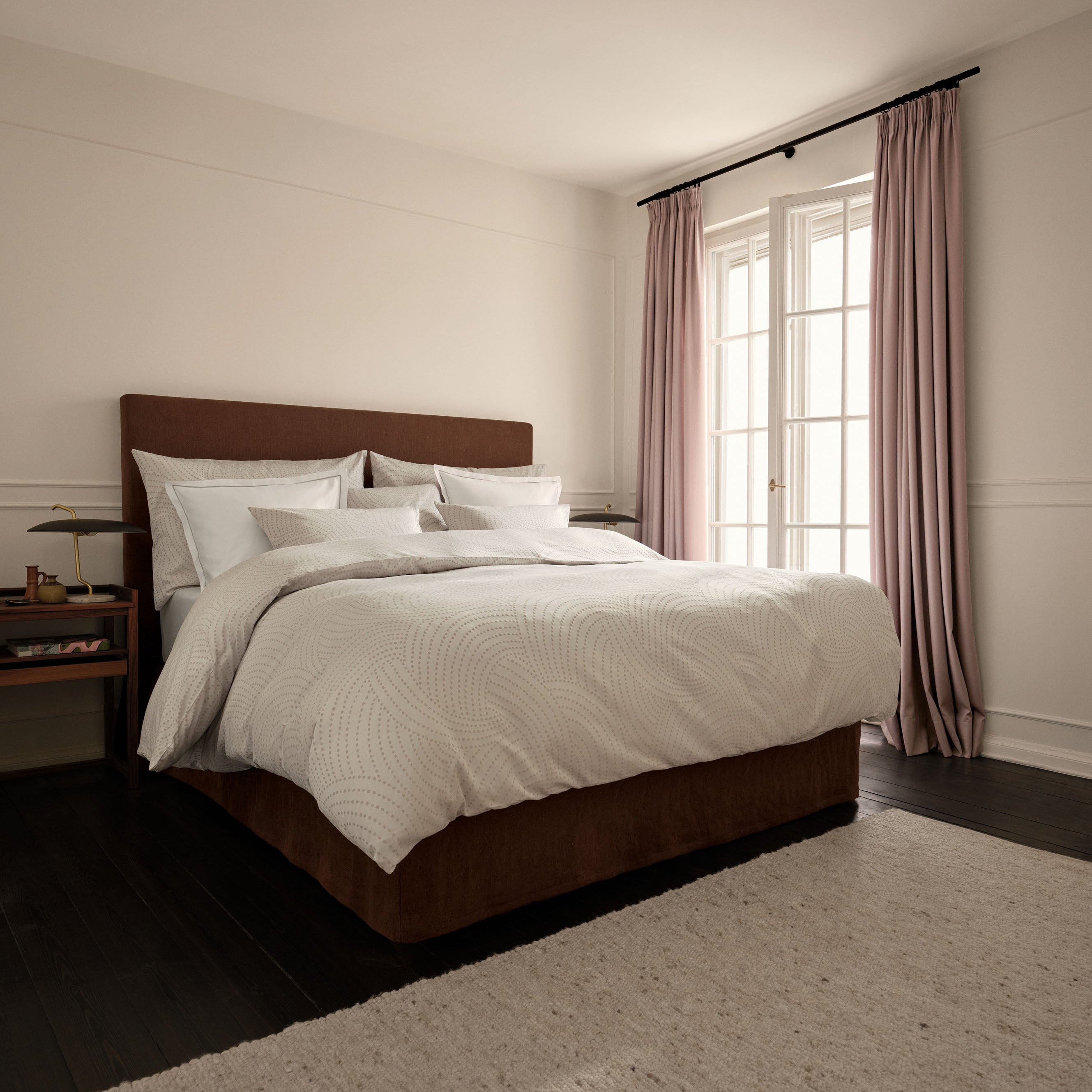 Yael (Beige) Bed Linens