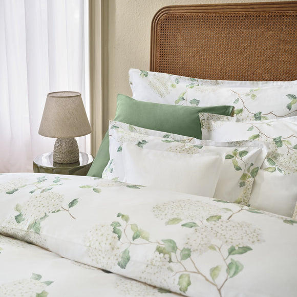 Hortensia (Blanc) Bed Linens