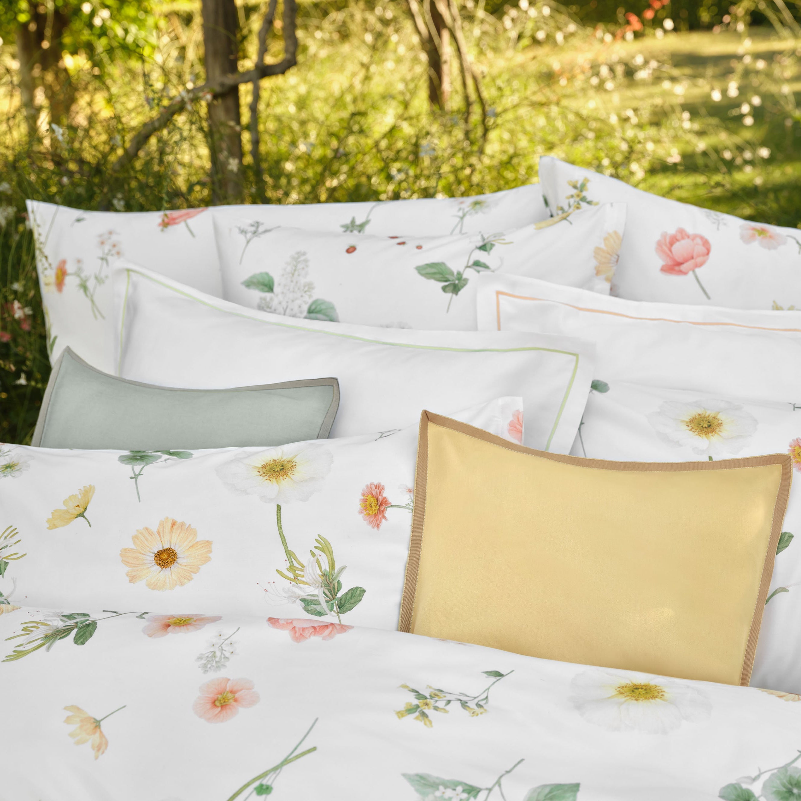 Zinnia Bed Linens