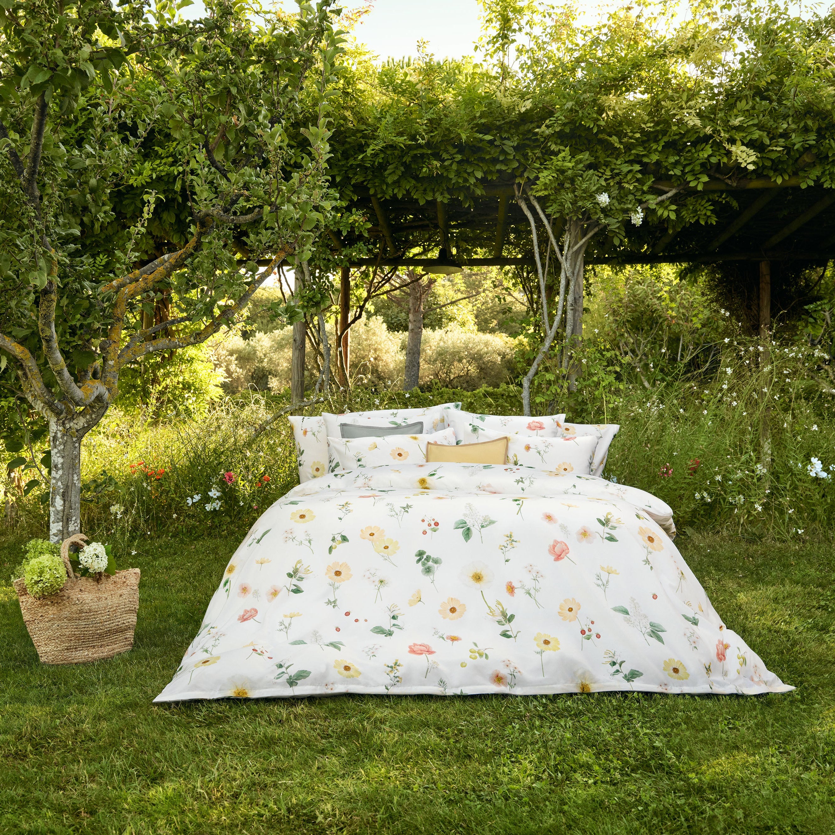 Zinnia Bed Linens