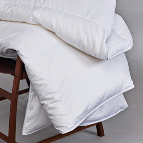 Lethbridge 900 Loft Canadian Hutterite White Goose Down Duvet