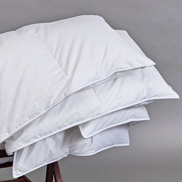 Lethbridge 800 Loft Canadian Hutterite White Goose Down Duvet