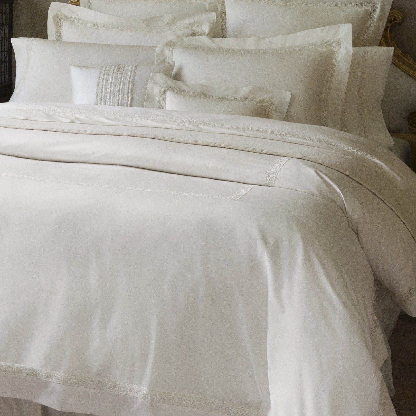 SFERRA Giza 45 Lace Bed Linens-1