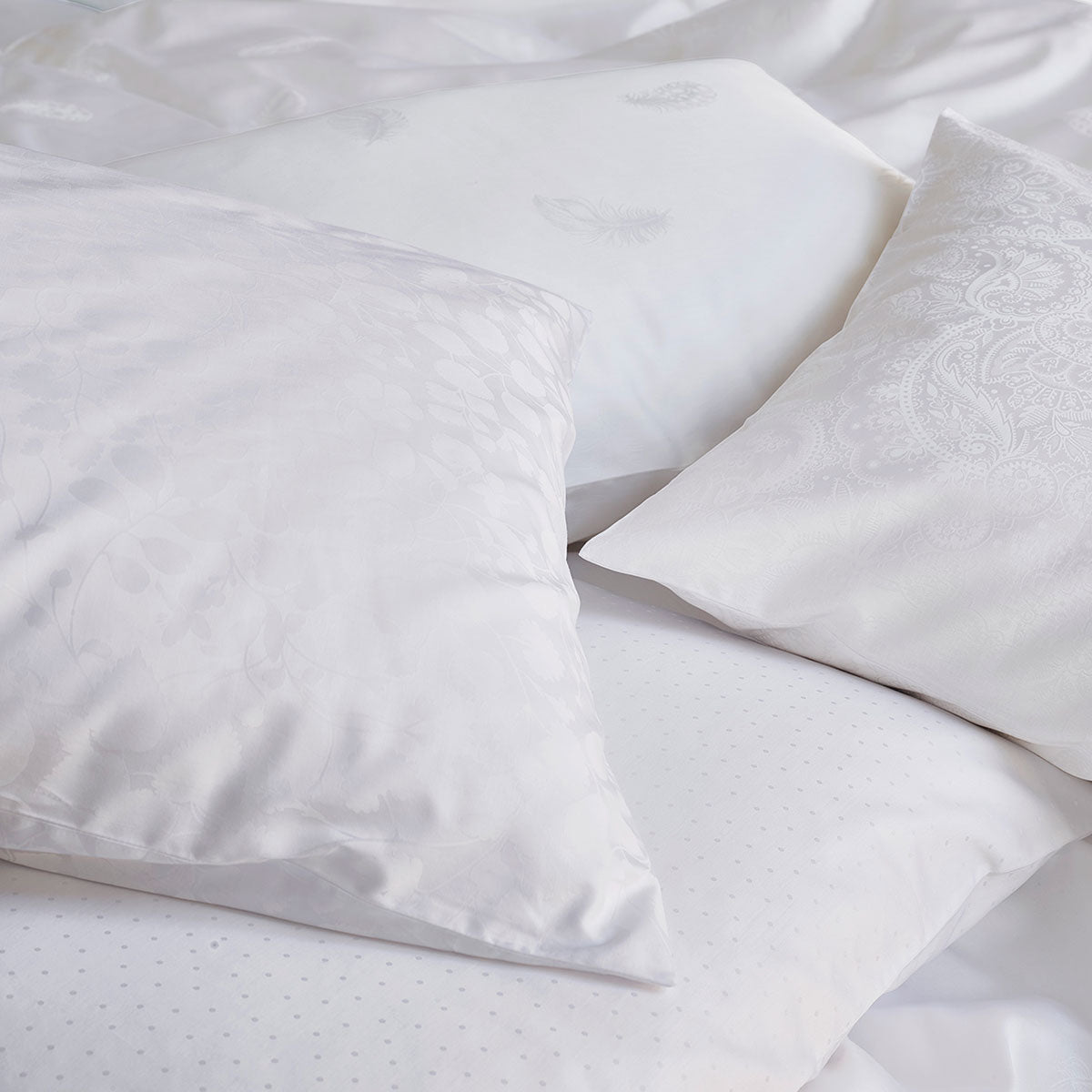 Puntino Bed Linens-1