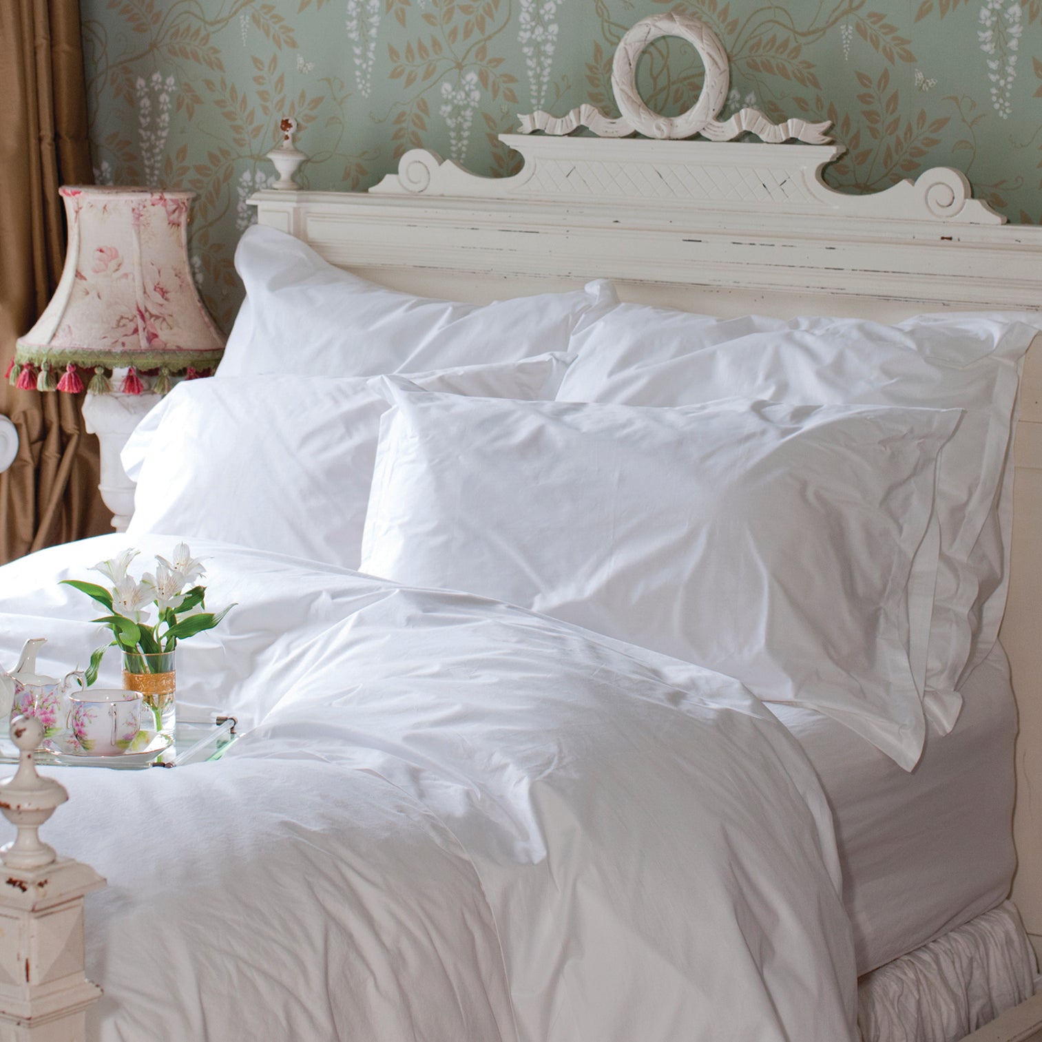 Hotel Roma Bed Linens